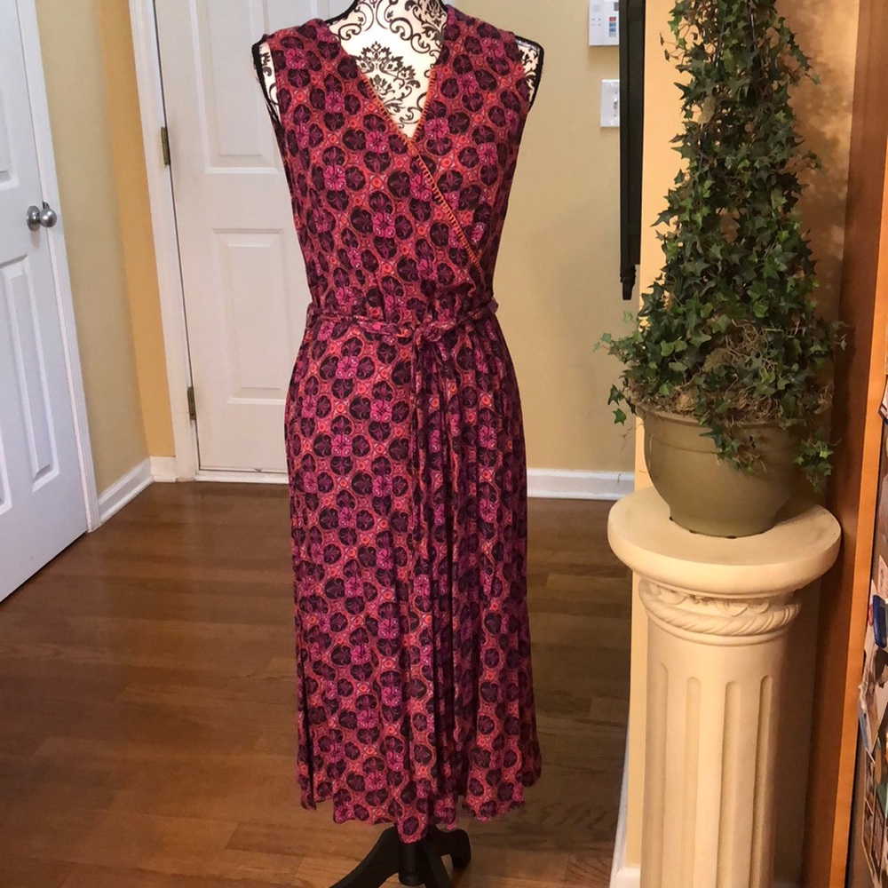 Gorgeous L/XL World Market Rayon Belted Dress
